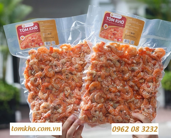 Tôm khô DASAVINA được bán theo túi 0.5 - 1kg